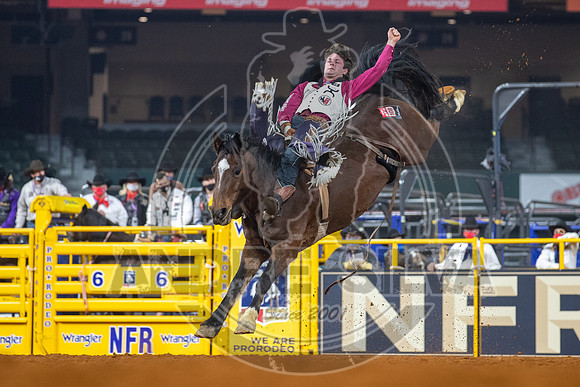 2020_Dez_03_WNFR_Bareback_Cole Reiner_124