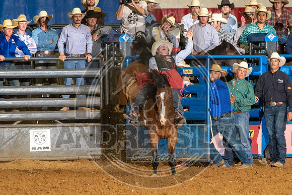 2020_06_06_Mesquite_Bareback_Riding_Kolt Dement_418_Silva