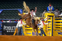 2020_Dez_03_WNFR_Bareback_Clayton Biglow_142