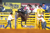 2020_Dez_03_WNFR_Bareback_Cole Reiner_121