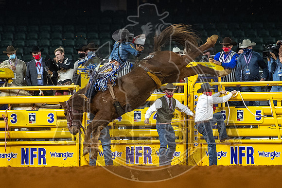 2020_Dez_03_WNFR_Bareback_Chad_Rutherford_091