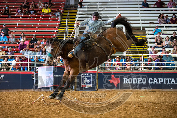 2020_06_13_Mesquite_Saddle_Bronc_Jarrod_Hammons_392_Silva