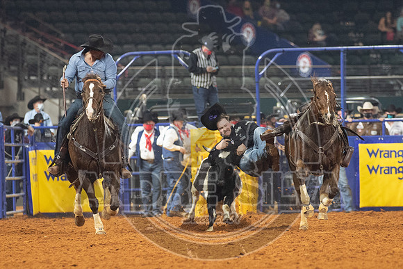 2020_Dez_11_WNFR_Steer_Wrestling_Tanner Brunner_798