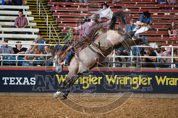 2020_06_13_Mesquite_Saddle_Bronc_Parker_Fleet_391_Silva