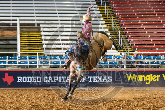 2020_06_13_Mesquite_Saddle_Bronc_Riding_463_Silva