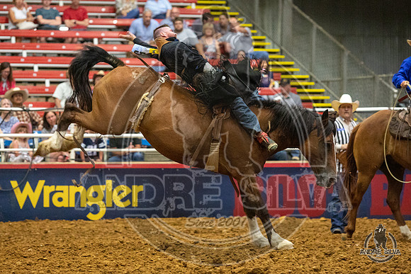 07_06_19_Mesquite_Bareback_Riding_Trey Taylor_060_Silva