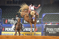 2020_Dez_03_WNFR_Bareback_Clayton Biglow_146