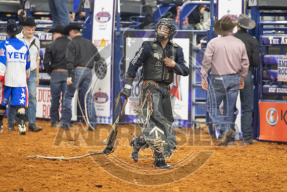 2021_TheAmerican_Bull Riding_Colten Fritzlan_AndreSilva_808