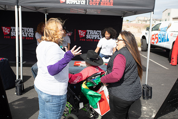 Tractor_Supply_014