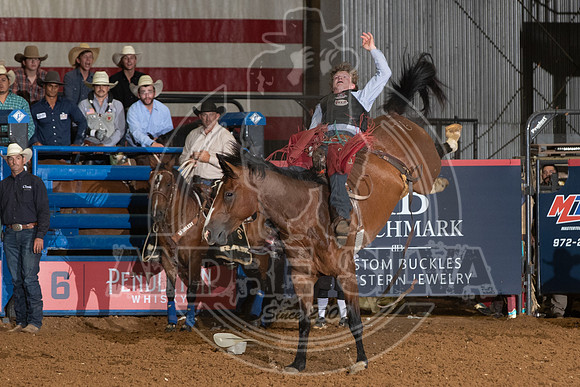 2020_06_06_Mesquite_Bareback_Riding_Kolt Dement_422_Silva