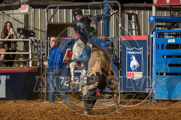 2020_06_06_Mesquite_Bulls_Riding_Ky Hamilton_546_Silva