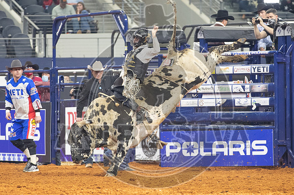 2021_TheAmerican_Bull Riding_Sage Kimzey_AndreSilva_802