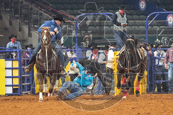 2020_Dez_11_WNFR_Steer_Wrestling_Curtis Cassidy_789