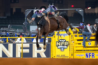 2020_Dez_03_WNFR_Bareback_Cole Reiner_123
