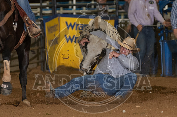 2020_06_13_Mesquite_Steer_Wrestling_Logan_Kenline_138_Silva