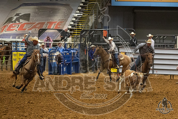 07_06_19_Mesquite_Team_Roping_Wyatt Muggli, C.R. Bradley_121_Silva