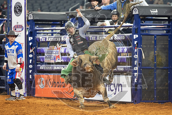 2021_TheAmerican_Bull Riding_Jeff Askey _AndreSilva_795