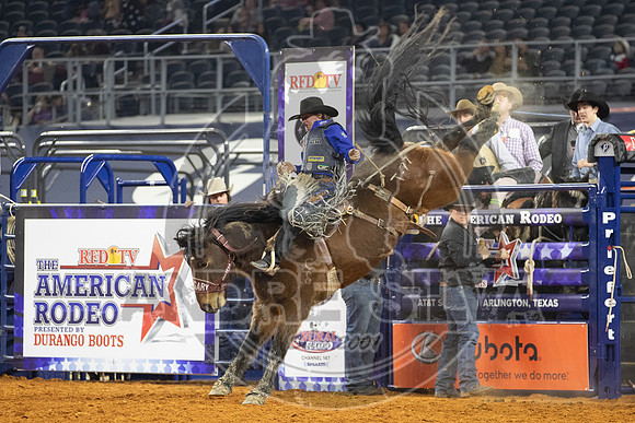 2021_TheAmerican_Saddle Bronc_Ryder Wright_AndreSilva_349