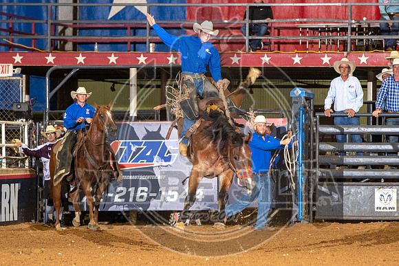 2020_08_01_Mesquite_Saddle_Bronc_Clint_Franks_237